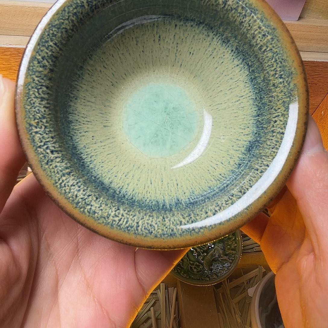 茶盏在哪吃完呀在那里