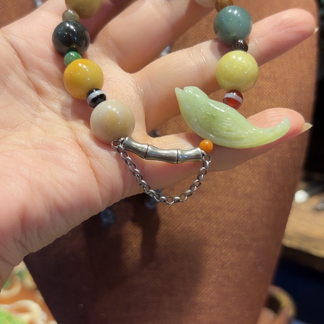 翡翠手镯未镶嵌原创