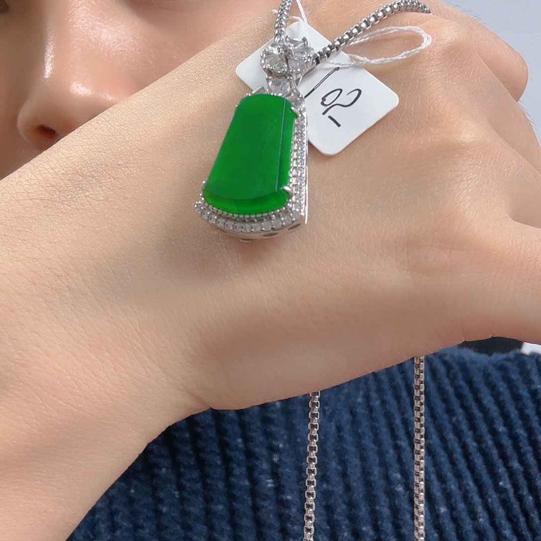 金***店翡翠银S925镶嵌吊坠(不含链)