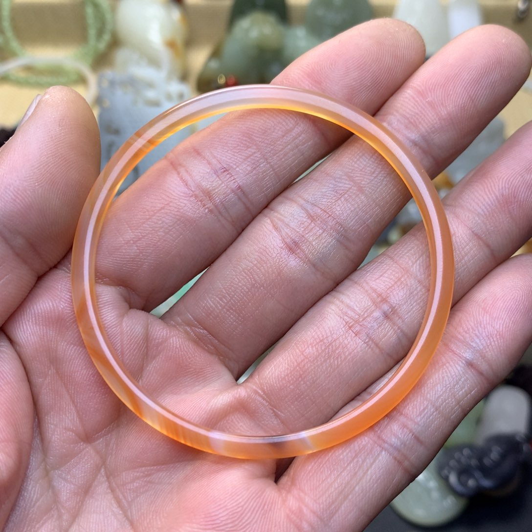 玛瑙/玉髓手镯未镶嵌