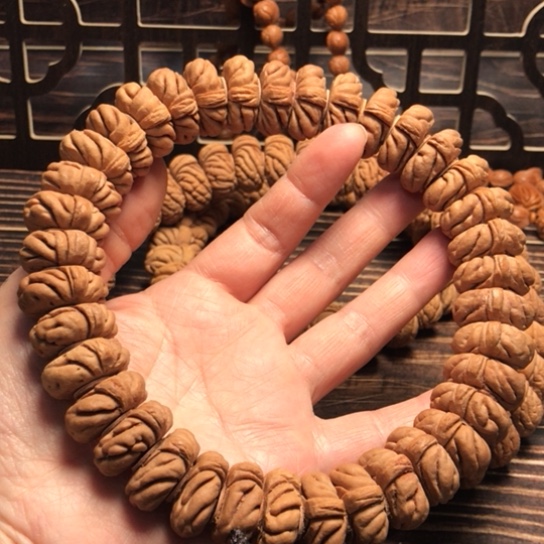 桃核手串鱼肚手持223709