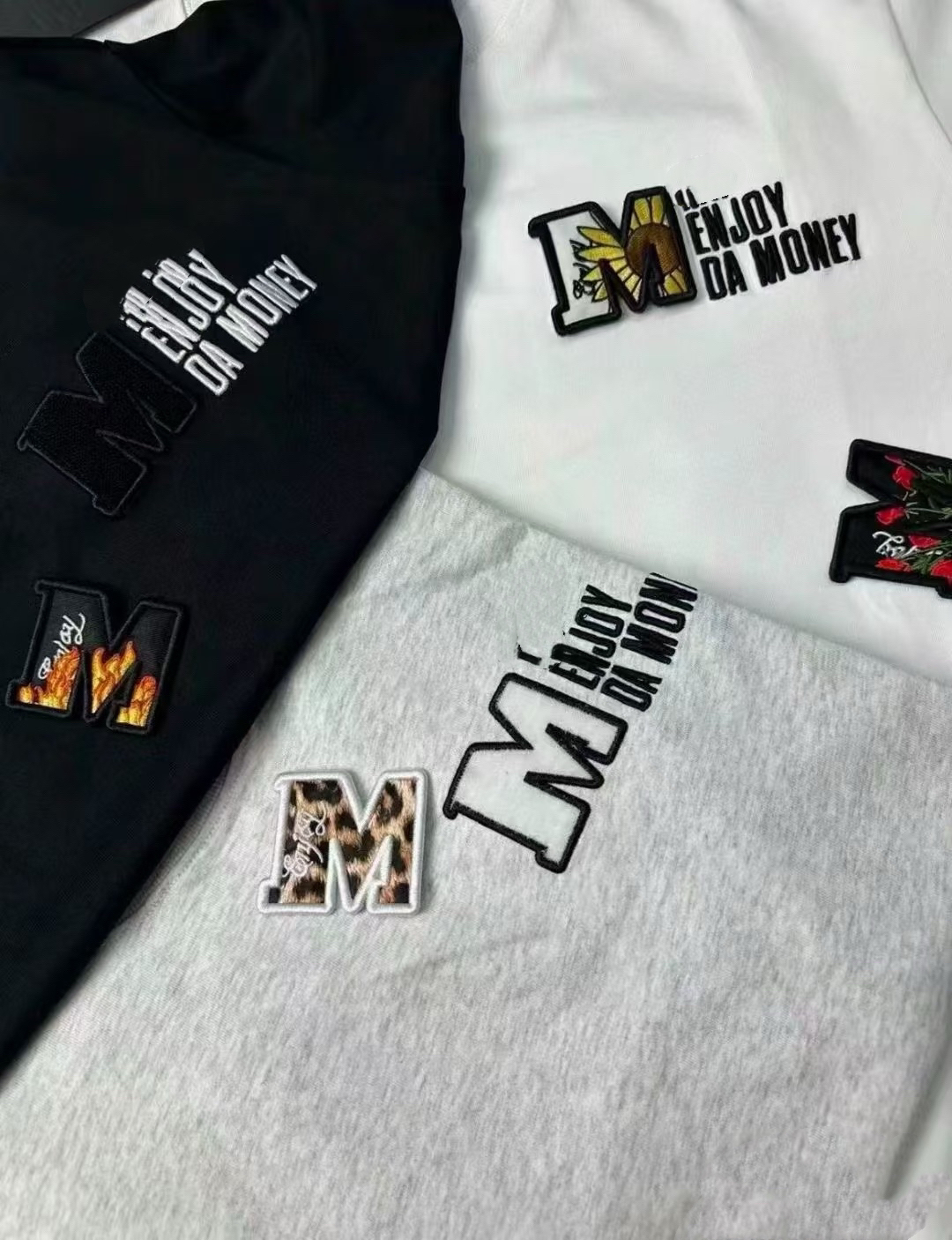 M家胸口4个魔术贴短袖T恤