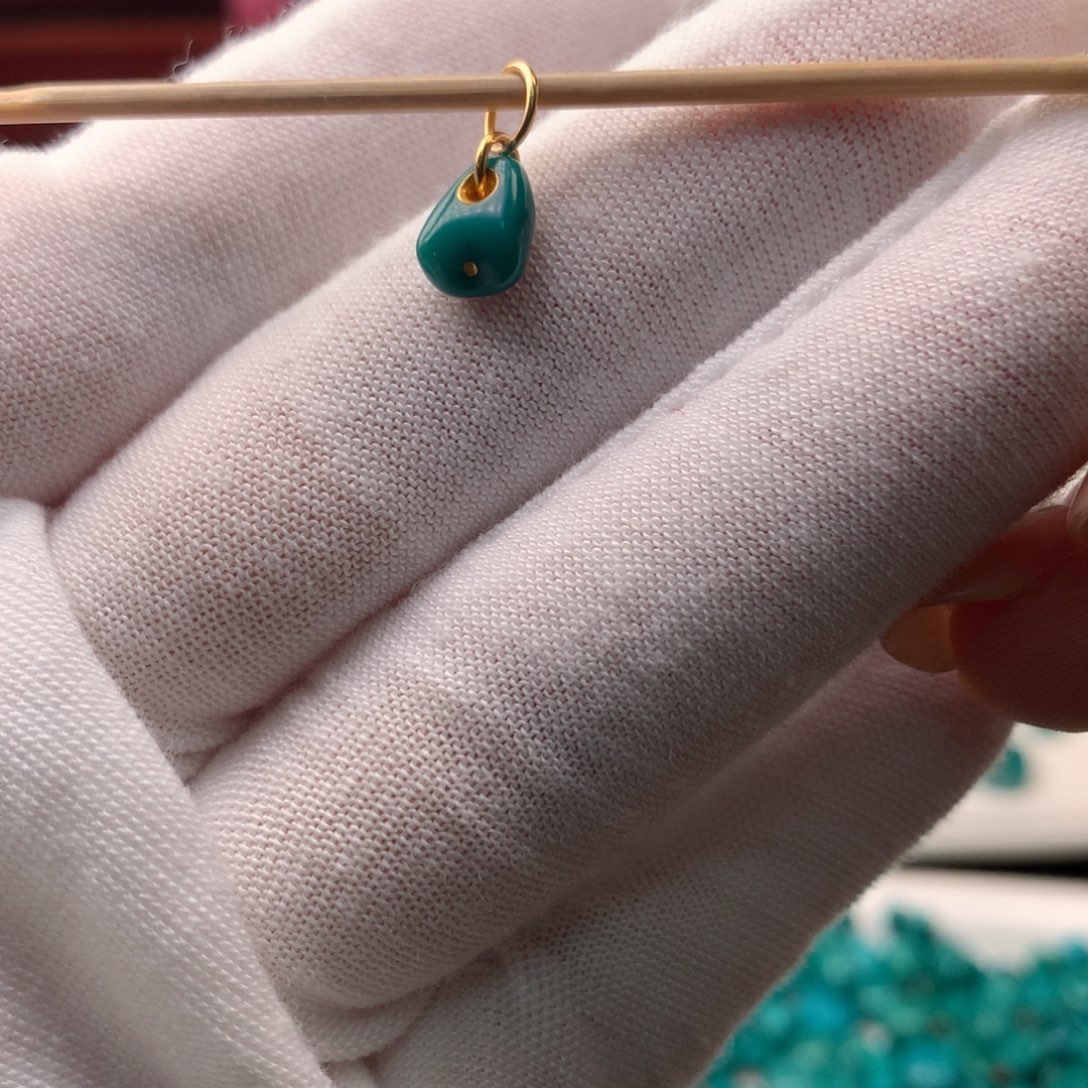 绿松石18K金镶嵌配饰