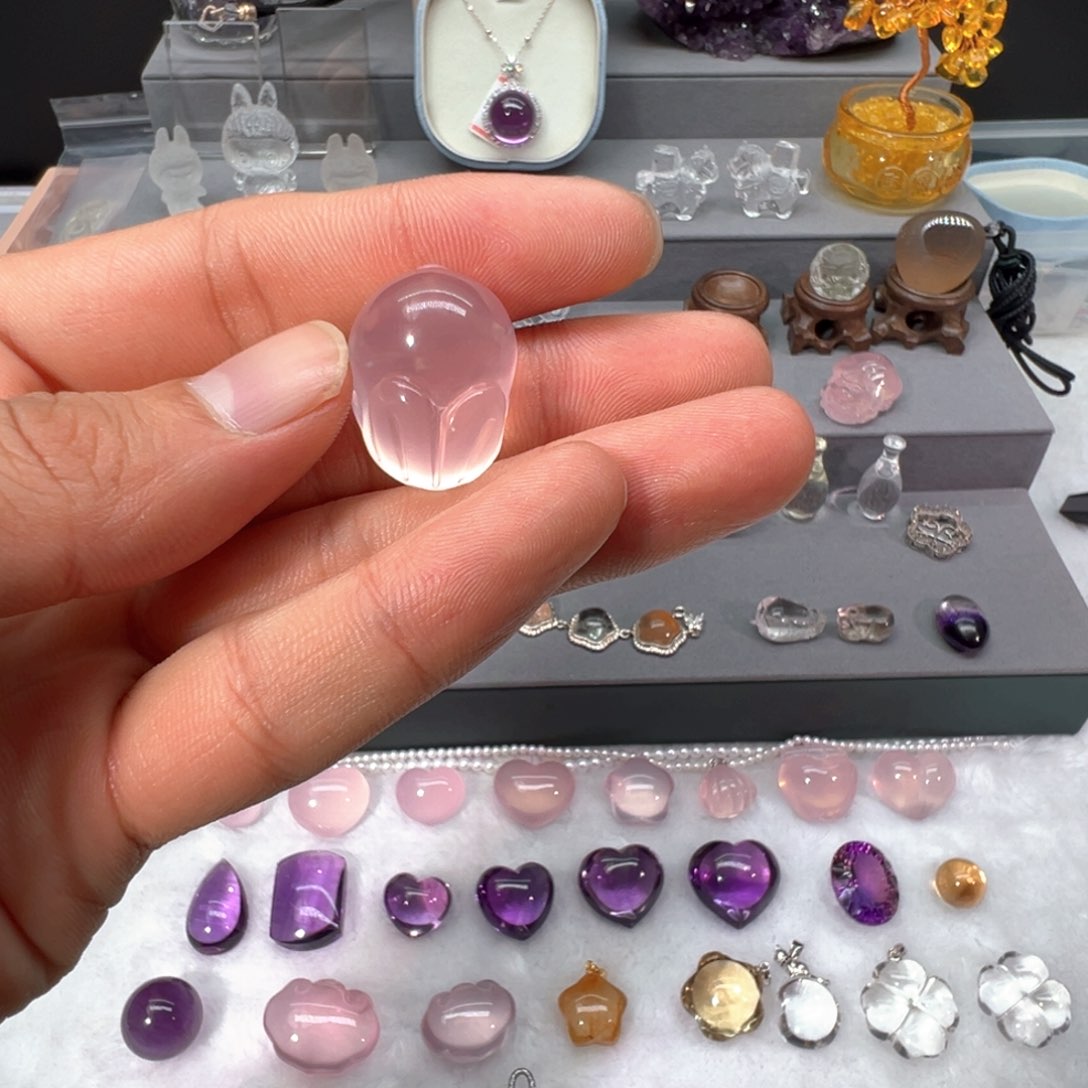 水晶眼镜未镶嵌不*呐粉水晶小兔子