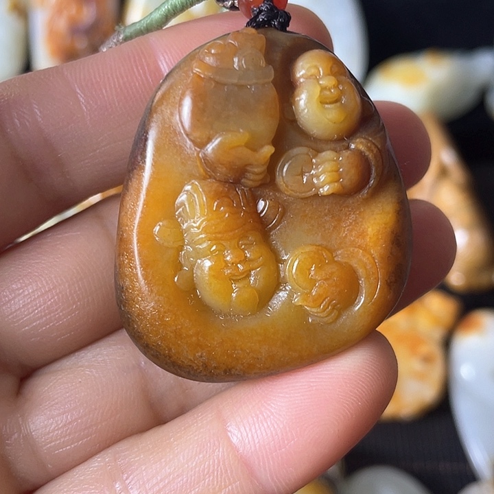 和田玉颈饰未镶嵌