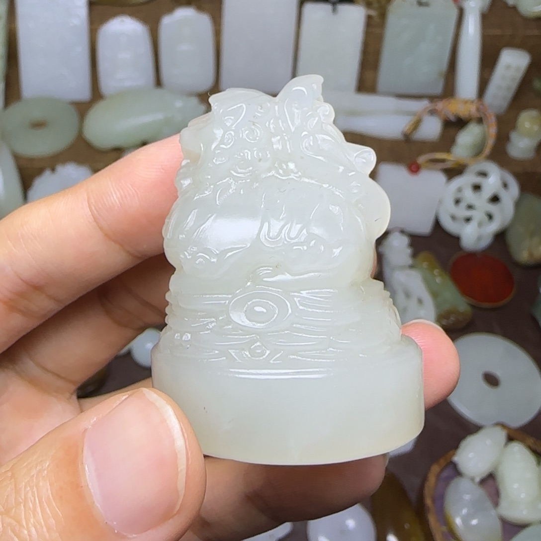 和田玉未镶嵌挂件