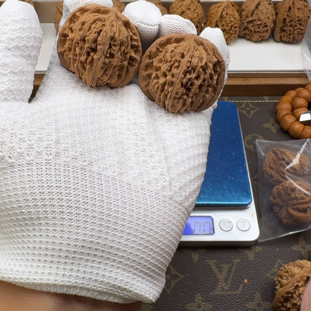 文玩核桃吊坠四座楼