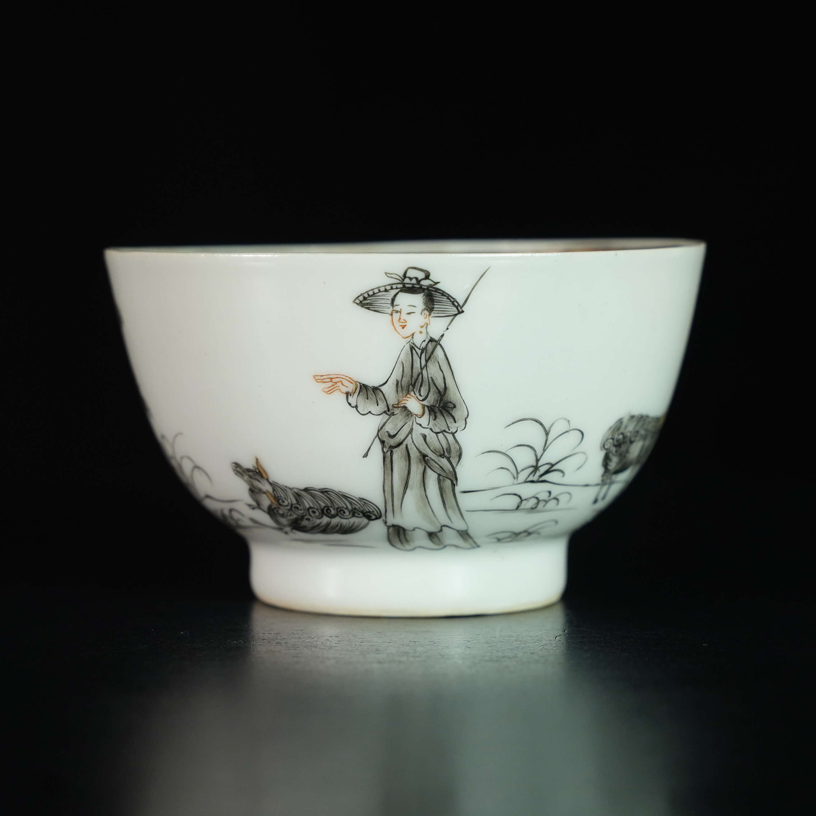 LABC250309021【十竹斋】清早期侍女三阳开泰墨彩杯