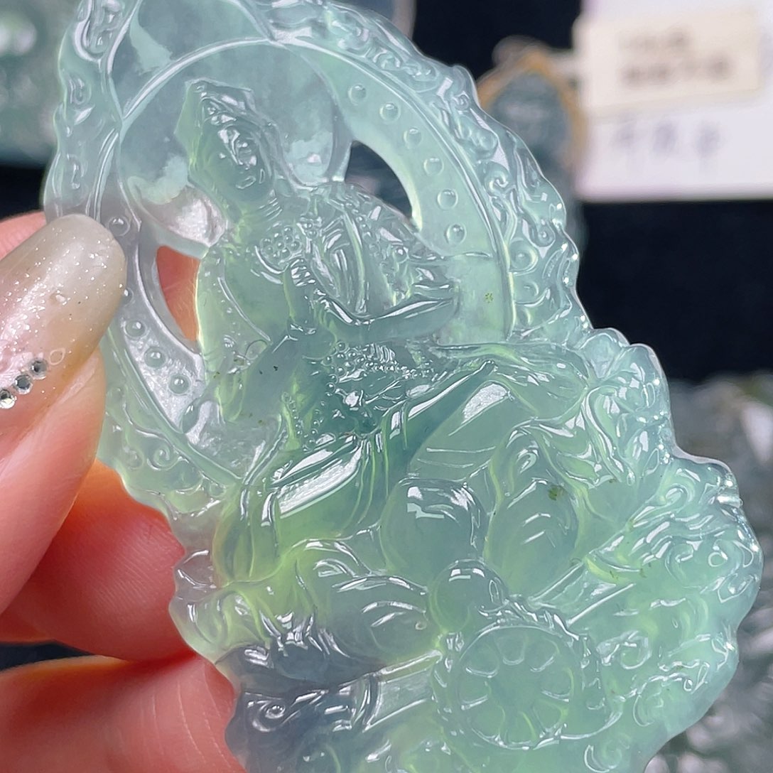 颈饰未镶嵌翡翠8，