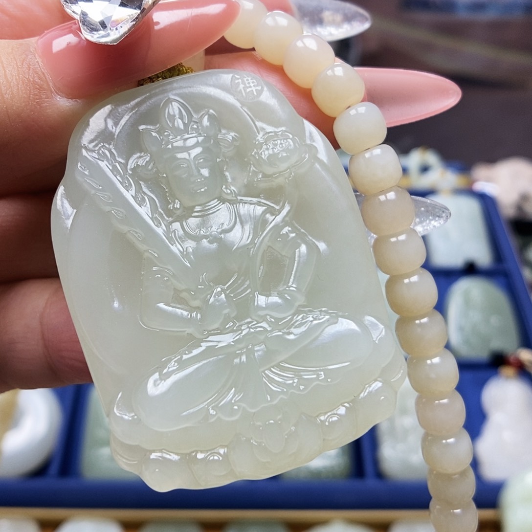 和田玉颈饰未镶嵌浩*