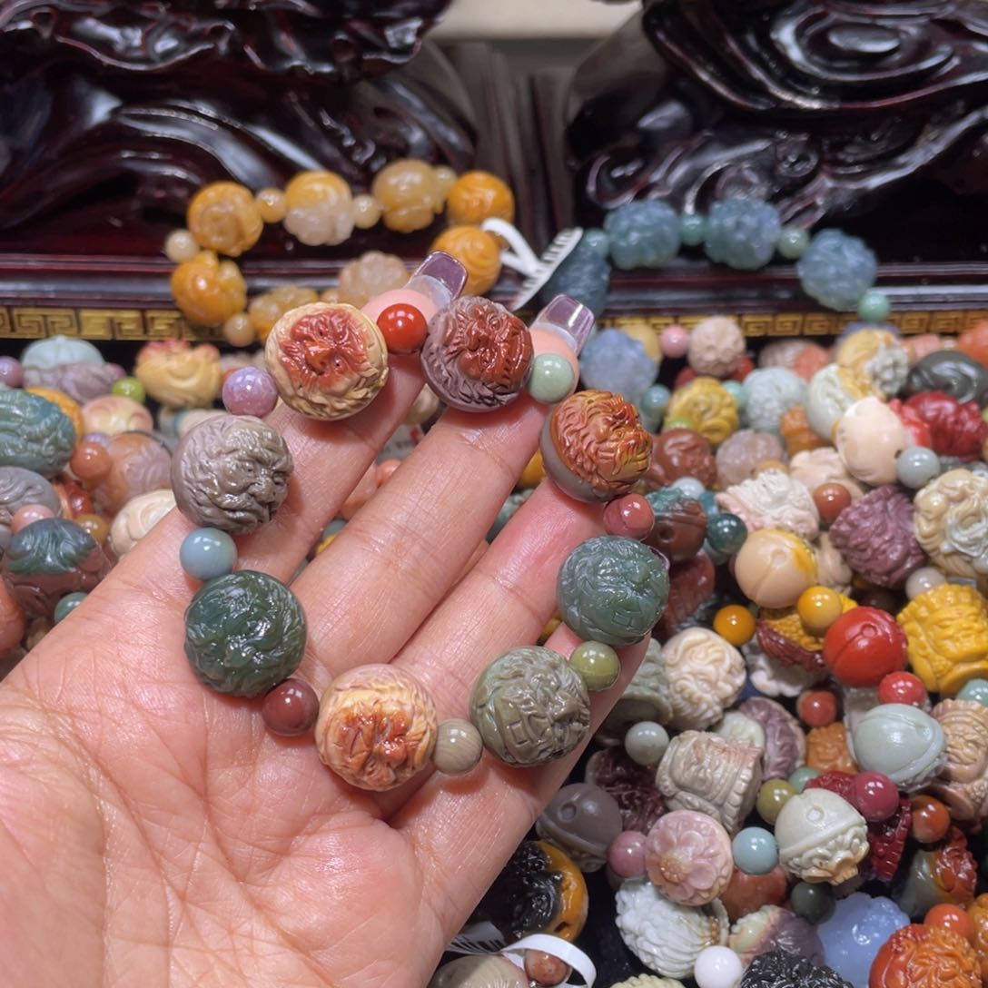 石英质玉手链未镶嵌