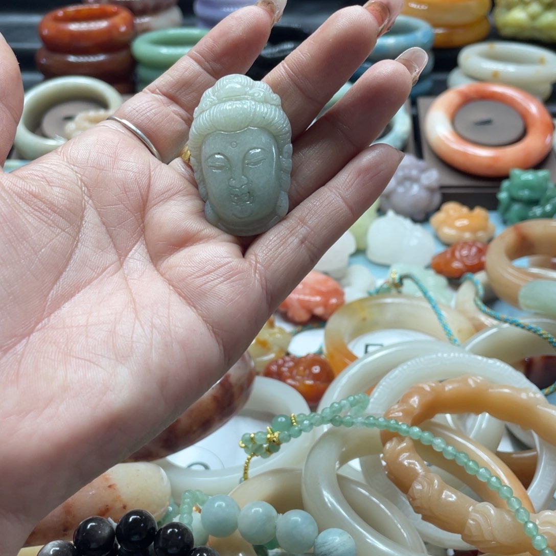 石英质玉手镯合金