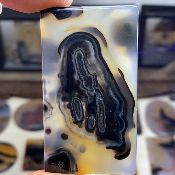 玛瑙/玉髓颈饰未镶嵌