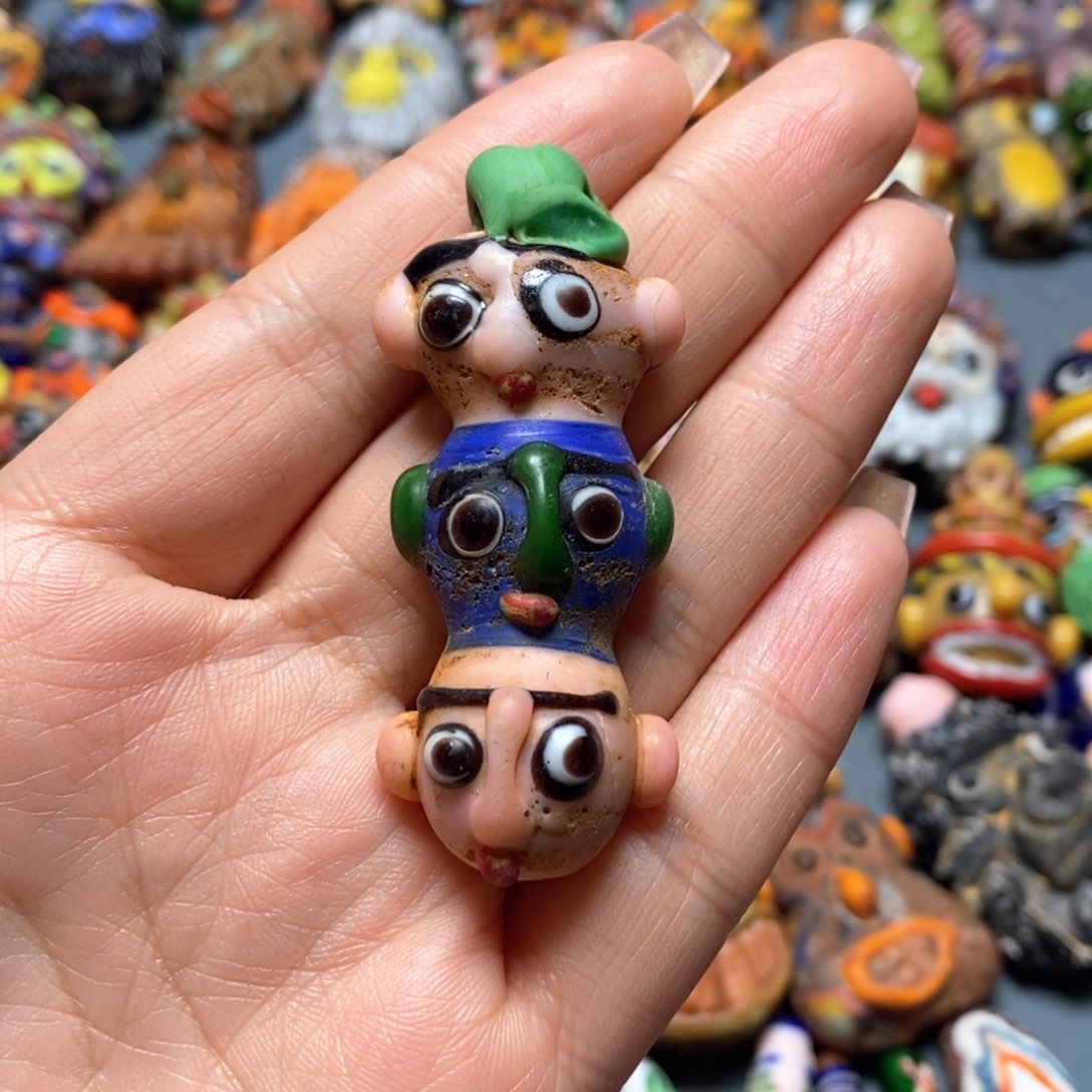 琉璃颈饰印度尼西亚三脸娃