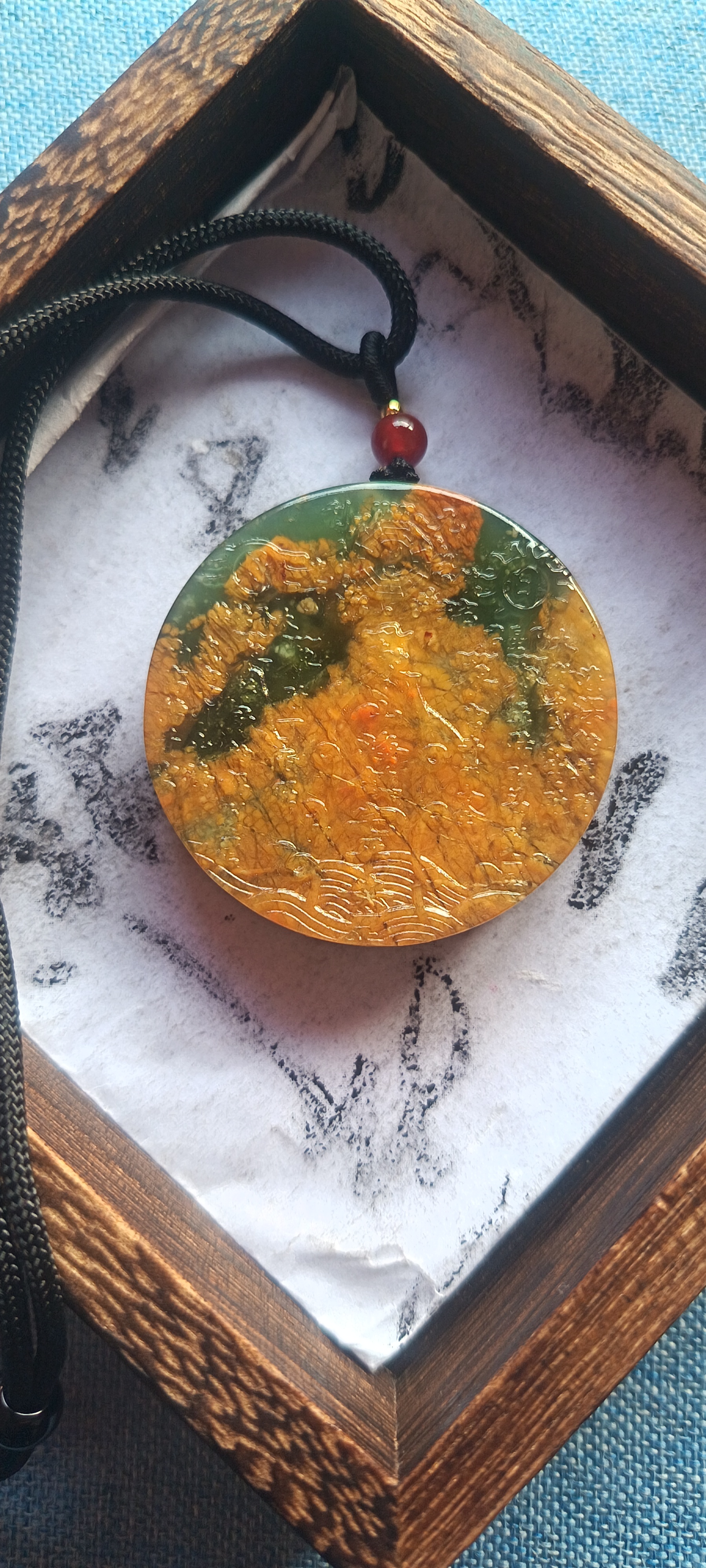 天然岫玉花玉吊坠山海镇十字天经