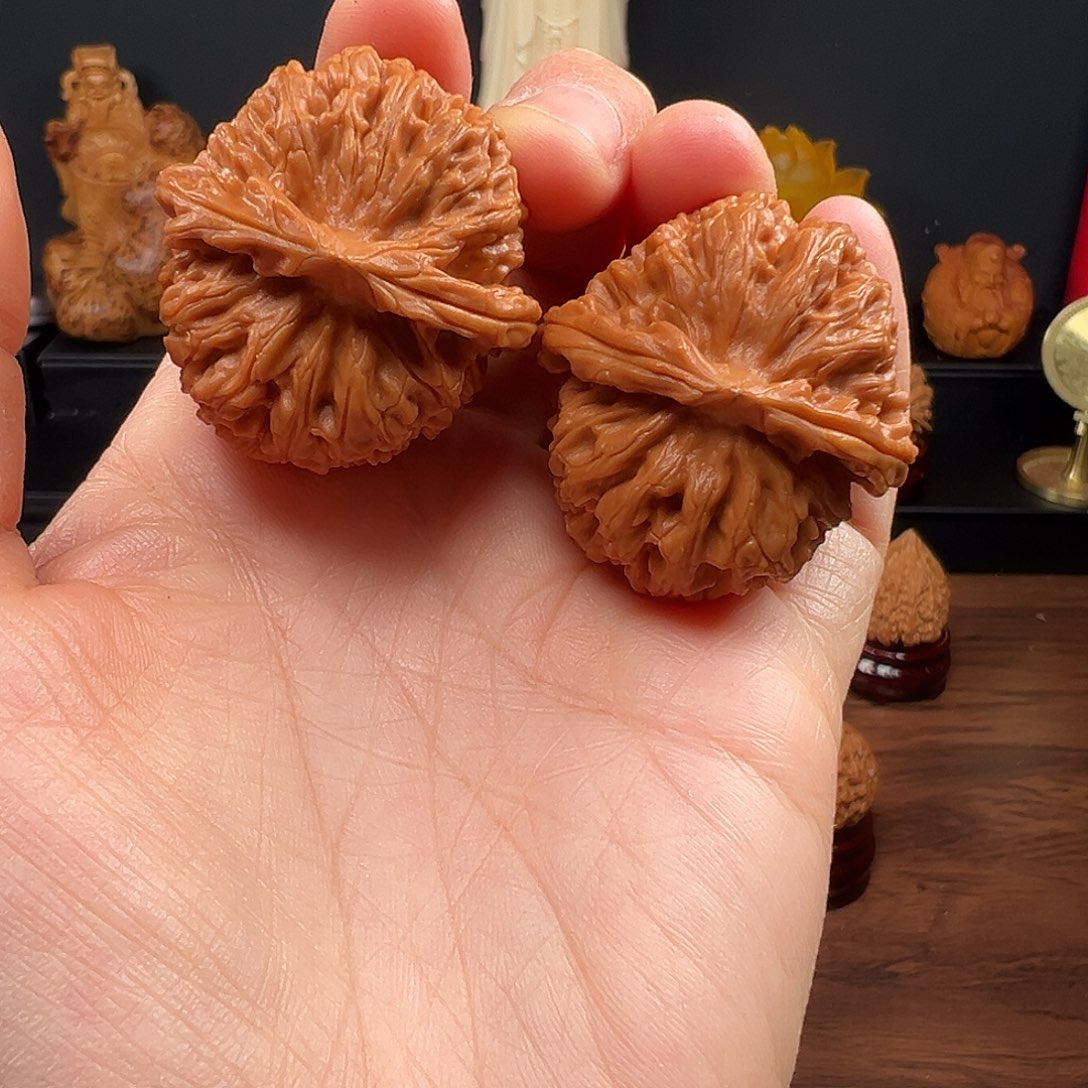 文玩核桃吊坠37全品荔枝纹