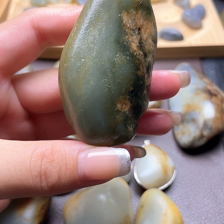 和田玉未镶嵌颈饰7