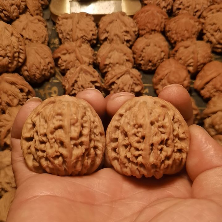 来***&吊坠文玩核桃南疆石