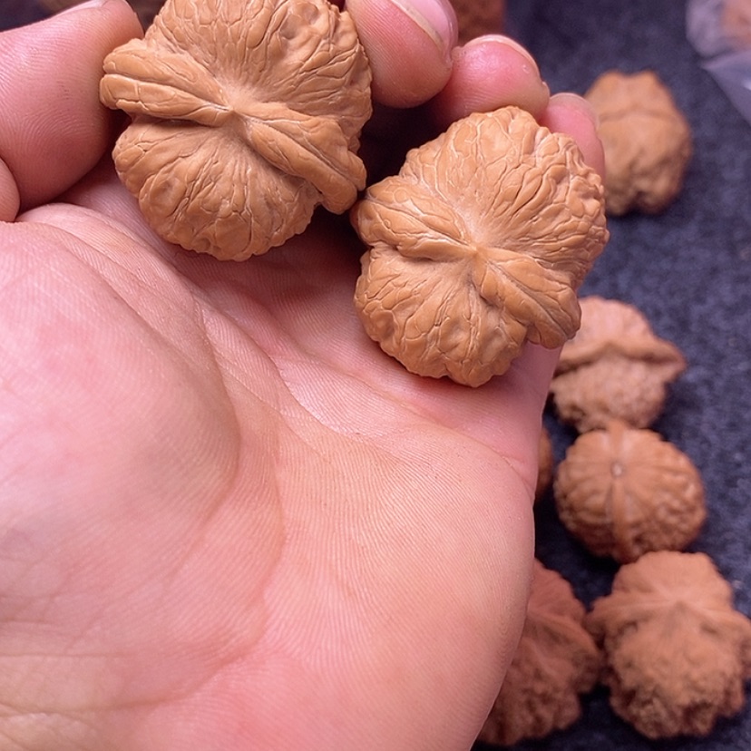 【闪购商品】文玩核桃吊坠40元宝