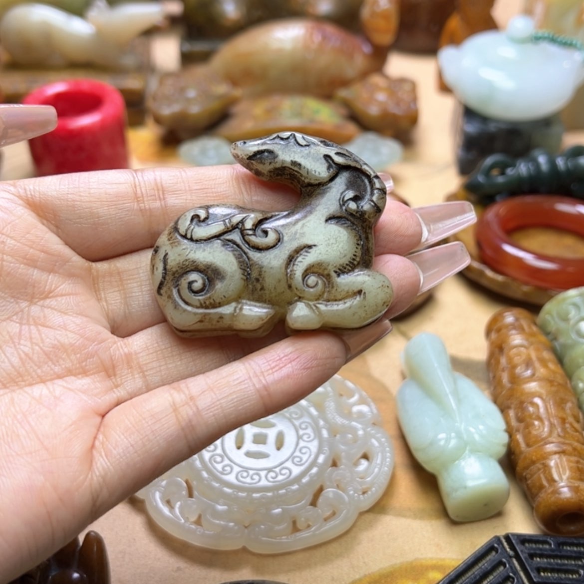 【闪购商品】蛇纹石玉颈饰未镶嵌