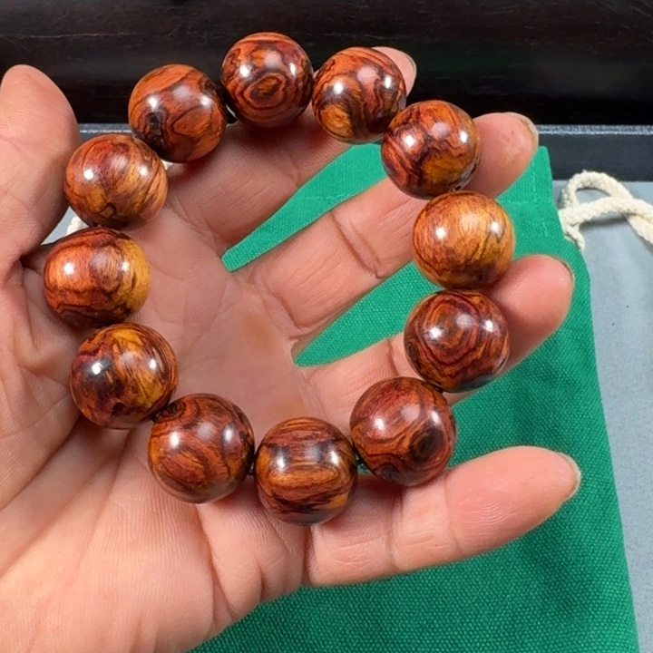 阿***牛手串/手链小叶紫檀