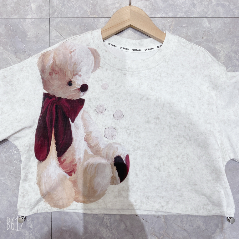 5751童装小熊短款T