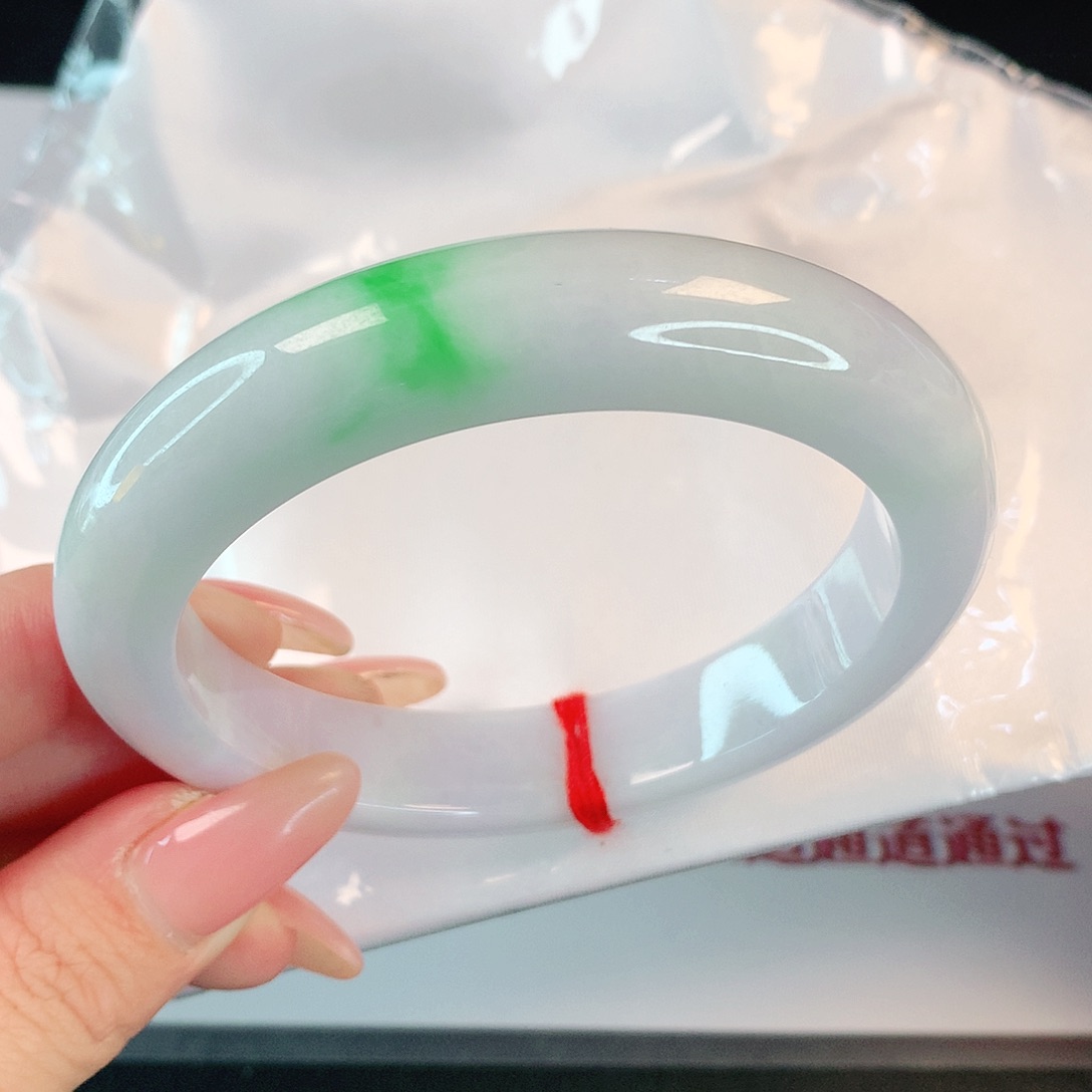 翡翠手镯未镶嵌1083翡翠