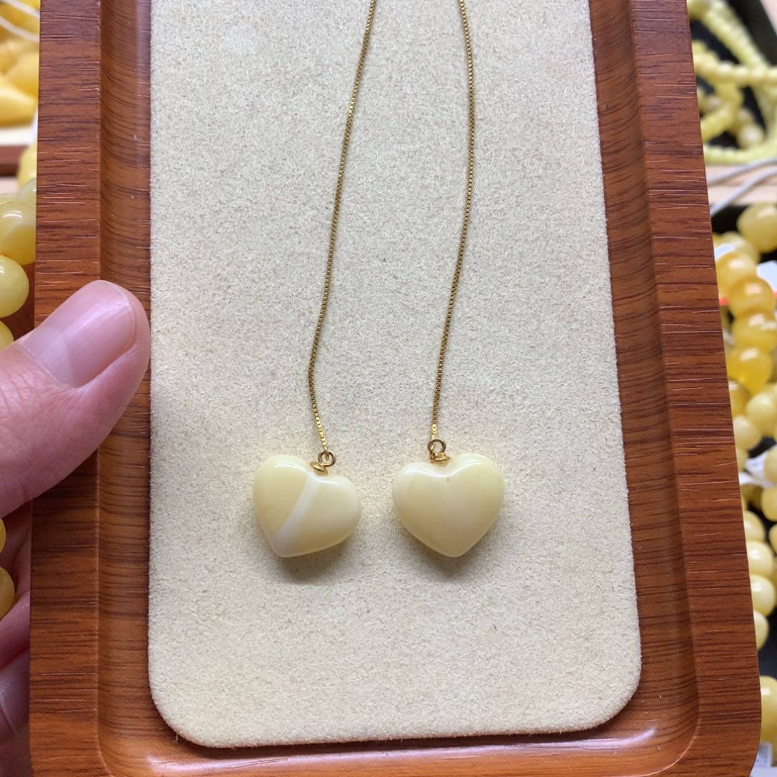 琥珀裸石未镶嵌丽*