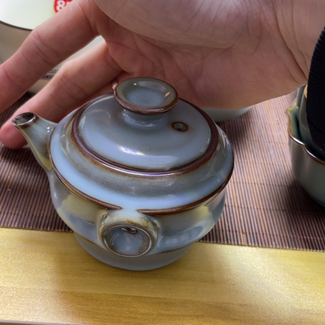 瓷片。。。。。。。。。。。。。。。。。。。