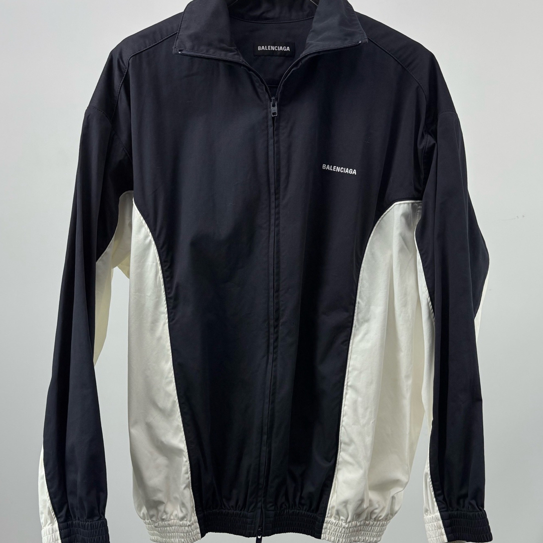 未使用 Balenciaga/巴黎世家 巴黎世家黑白拼色校服外套44码14612