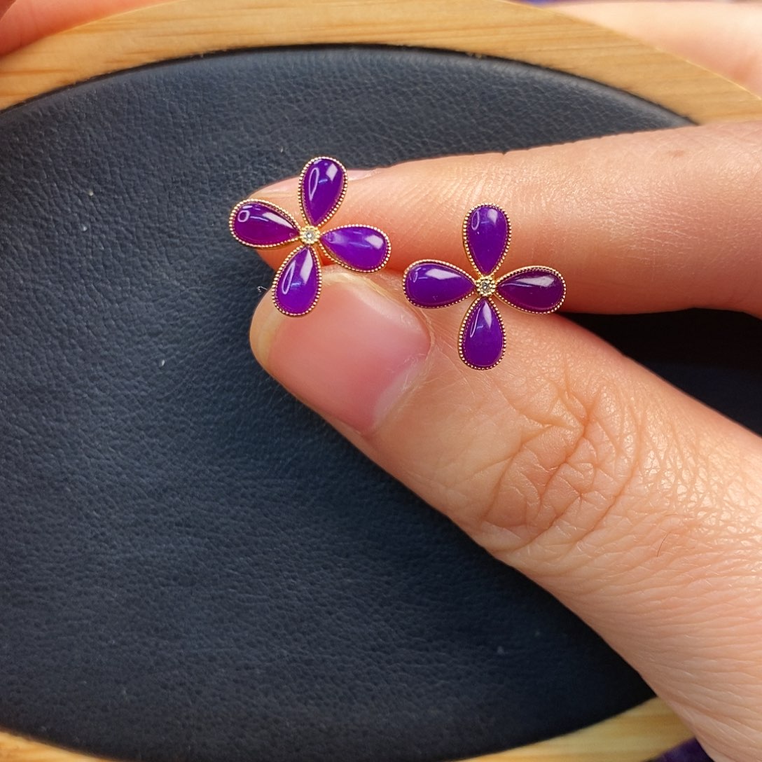 苏纪石（舒俱来）18K金镶嵌耳饰