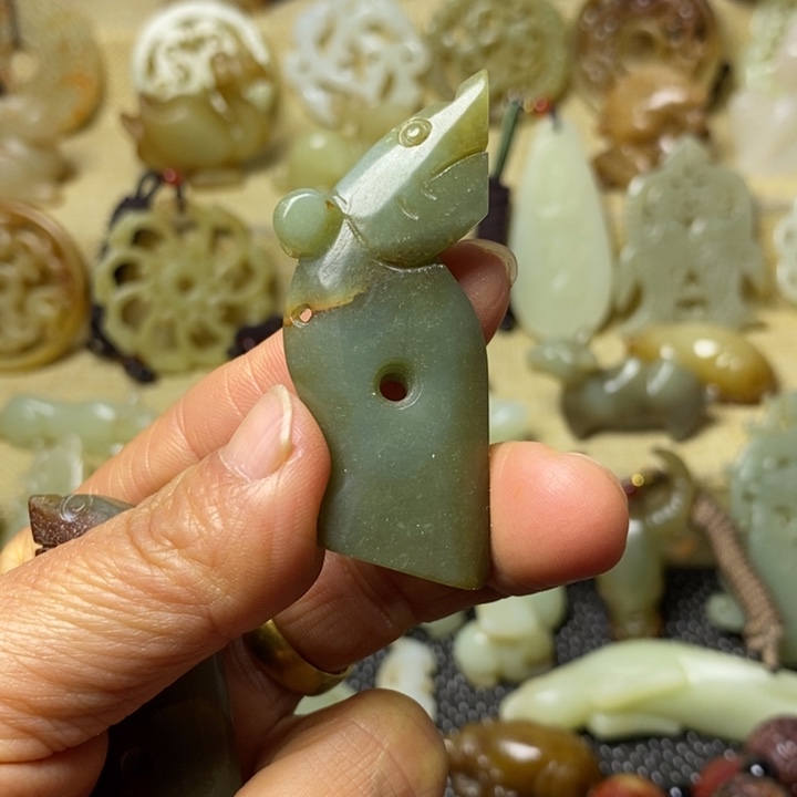 和田玉挂件未镶嵌