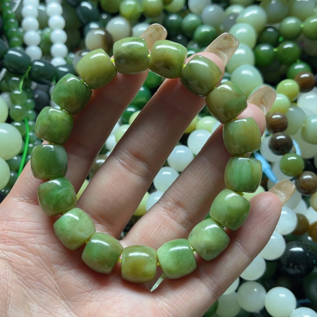 和田玉手链未镶嵌