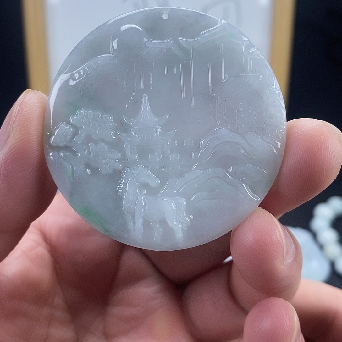 翡翠未镶嵌颈饰翡翠