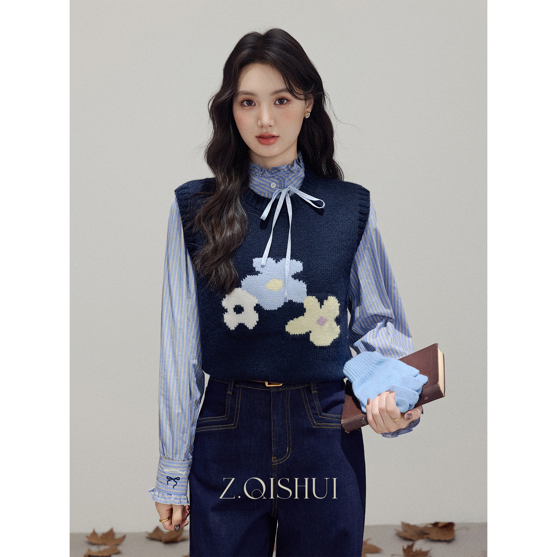 张汽水叠穿花朵背心条纹衬衫藏蓝色马甲两件套Z18622