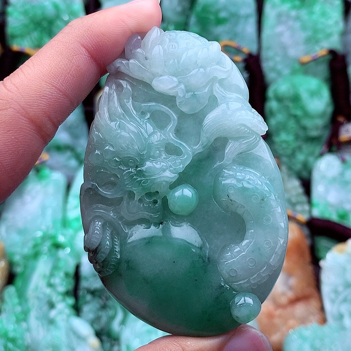 翡翠吊坠(不含链)未镶嵌