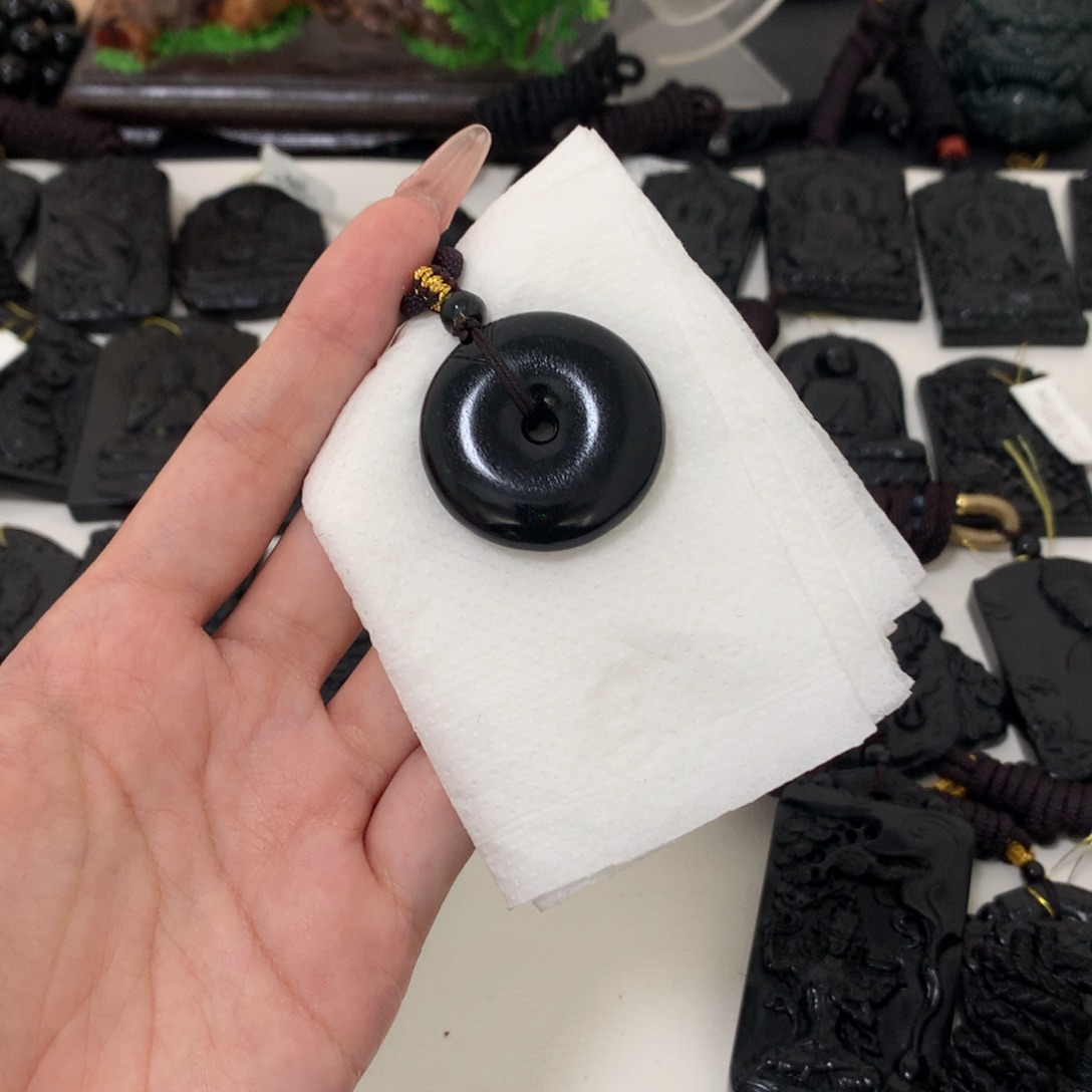 天然缅甸a货钢琴黑挂件