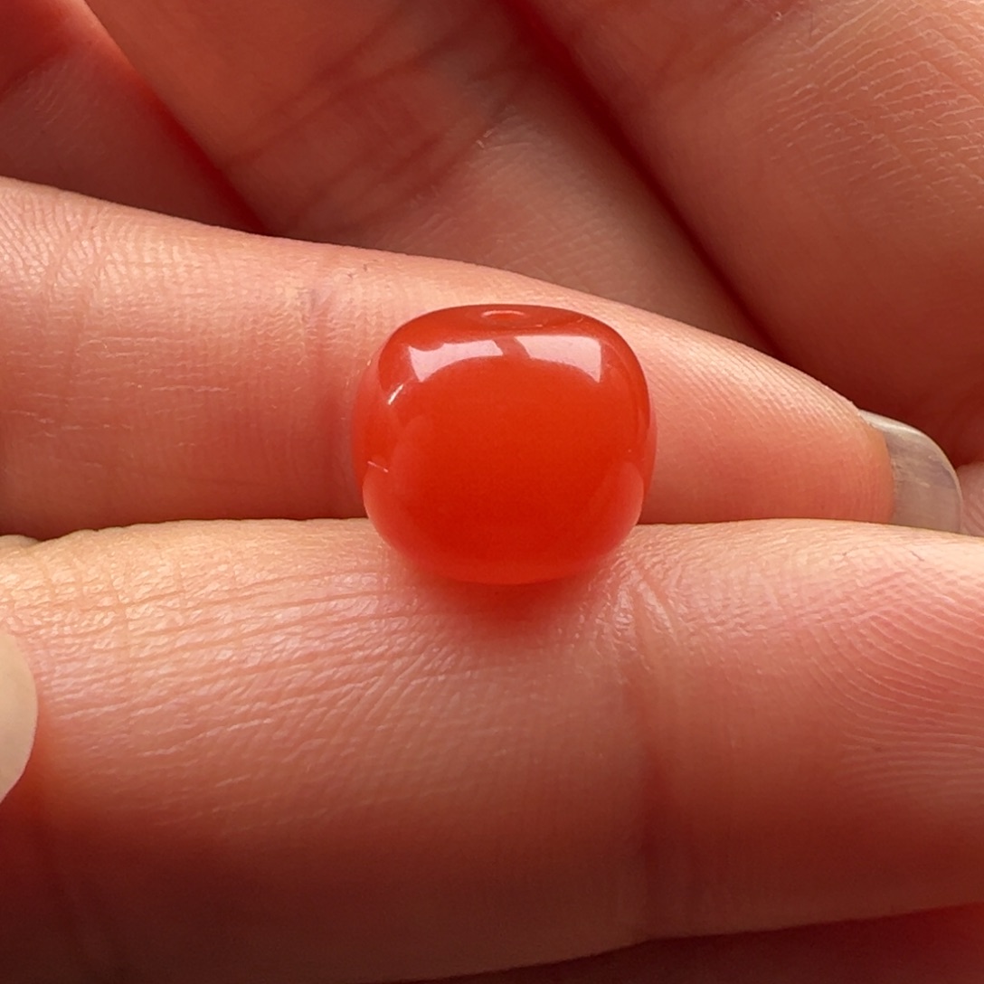 南红玛瑙平切10.3，8.5未镶嵌