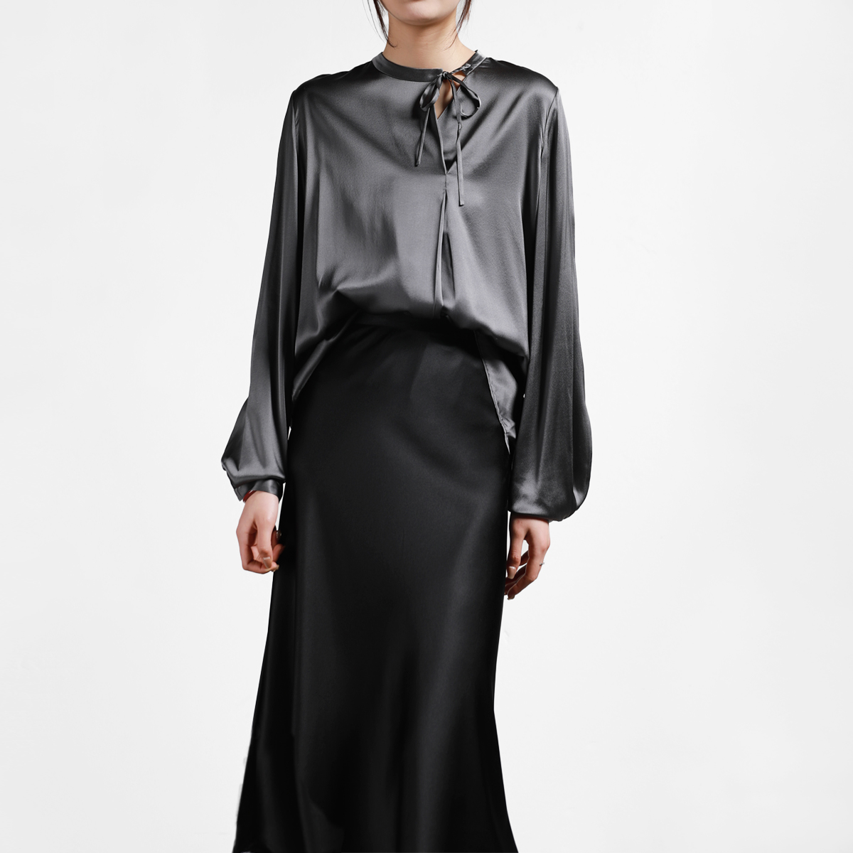 秋木欧货简约慵懒系带宽松职业真丝长袖衬衫女桑蚕丝上衣cy20031