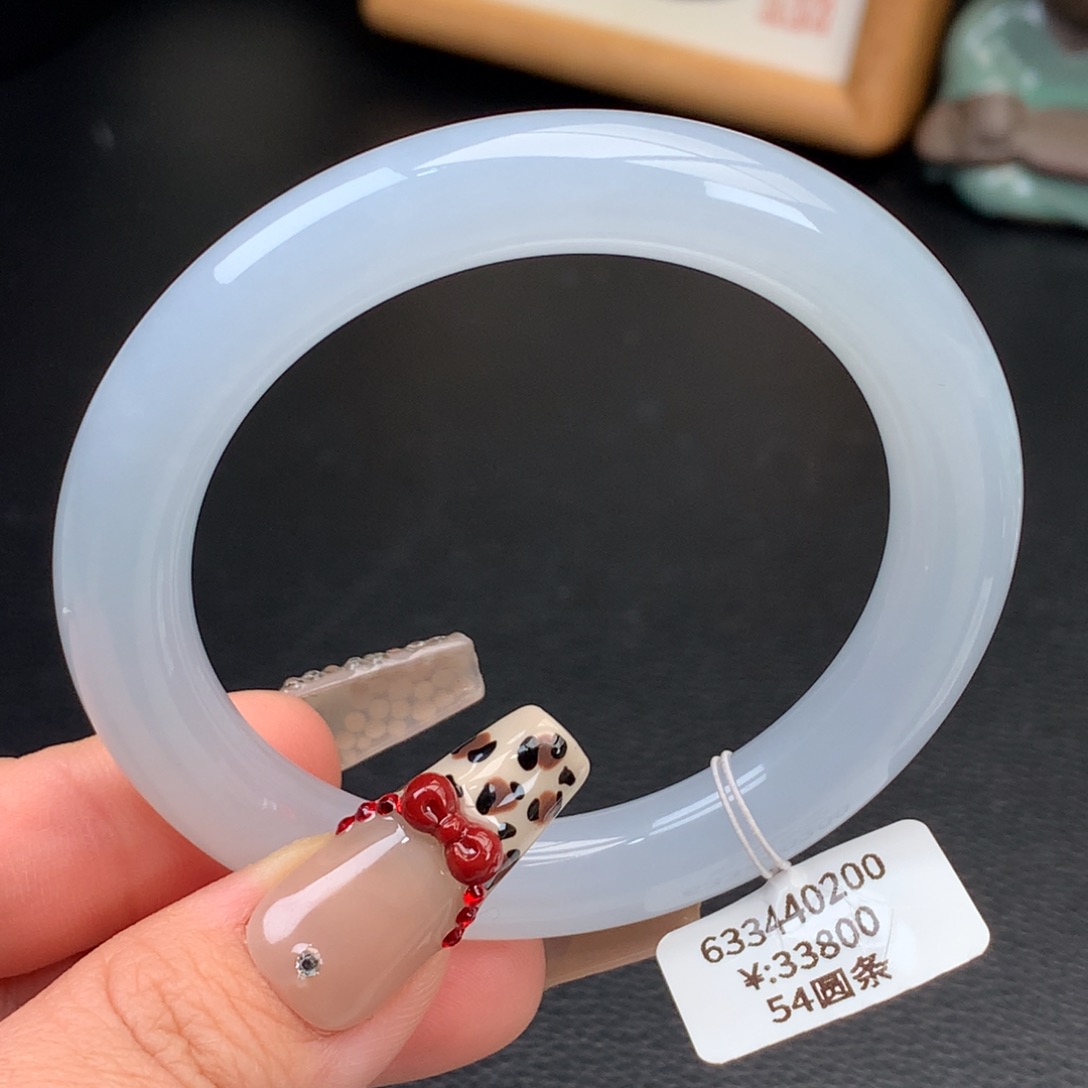 翡翠手镯未镶嵌白冰胶条