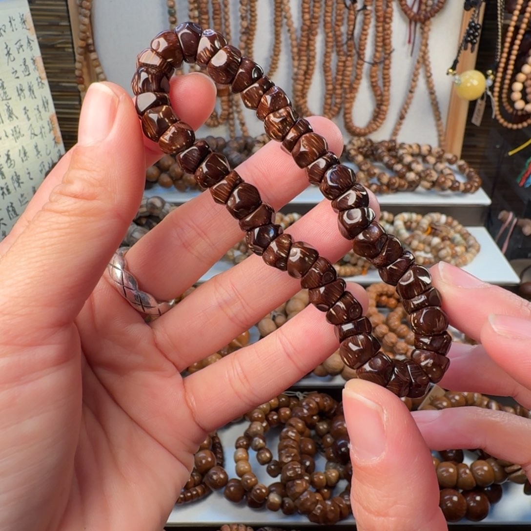 梓***菡吊坠柏香籽/百香籽菩提