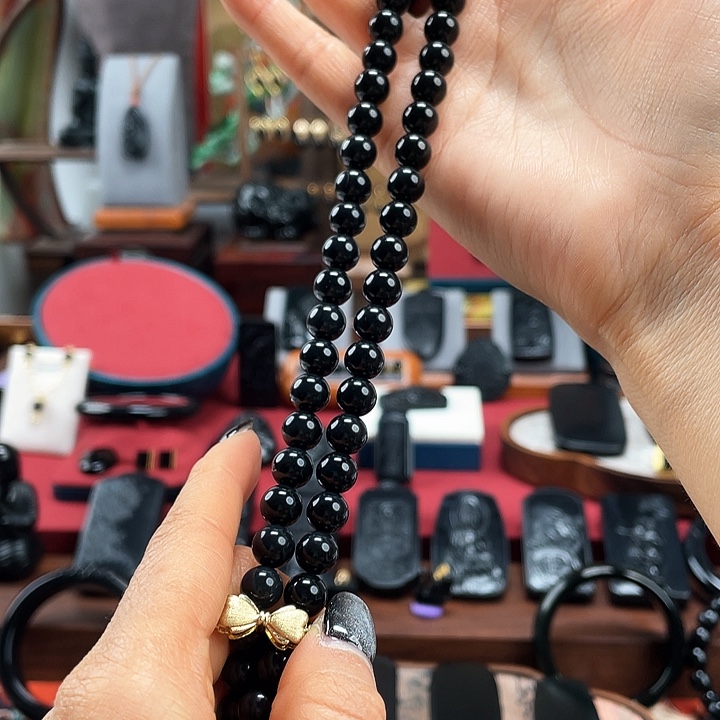 和田玉项链未镶嵌卡8羊脂级