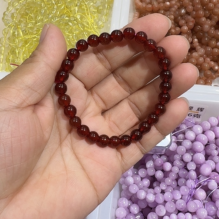 未镶嵌手链水晶酒红色单圈石榴石7mm左右
