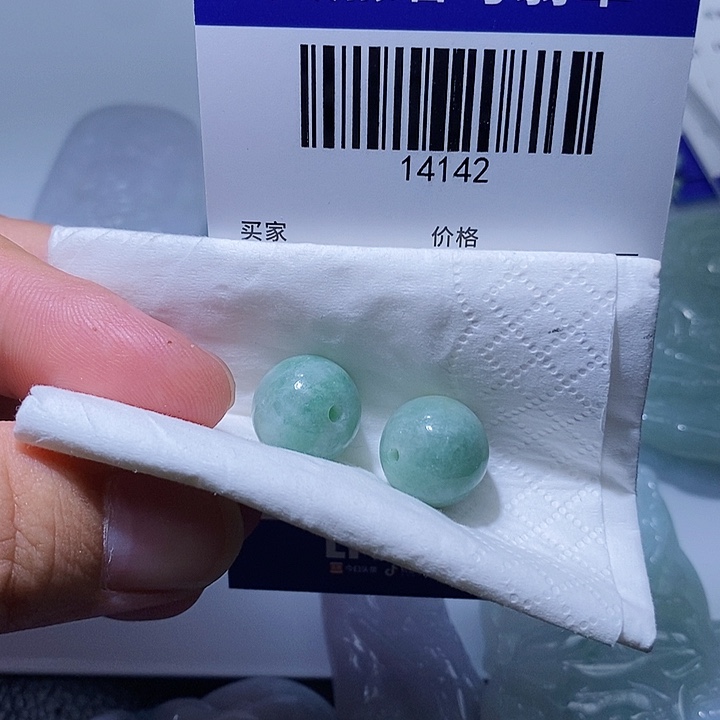 翡翠未镶嵌颈饰天光墟翡翠市场现金代购
