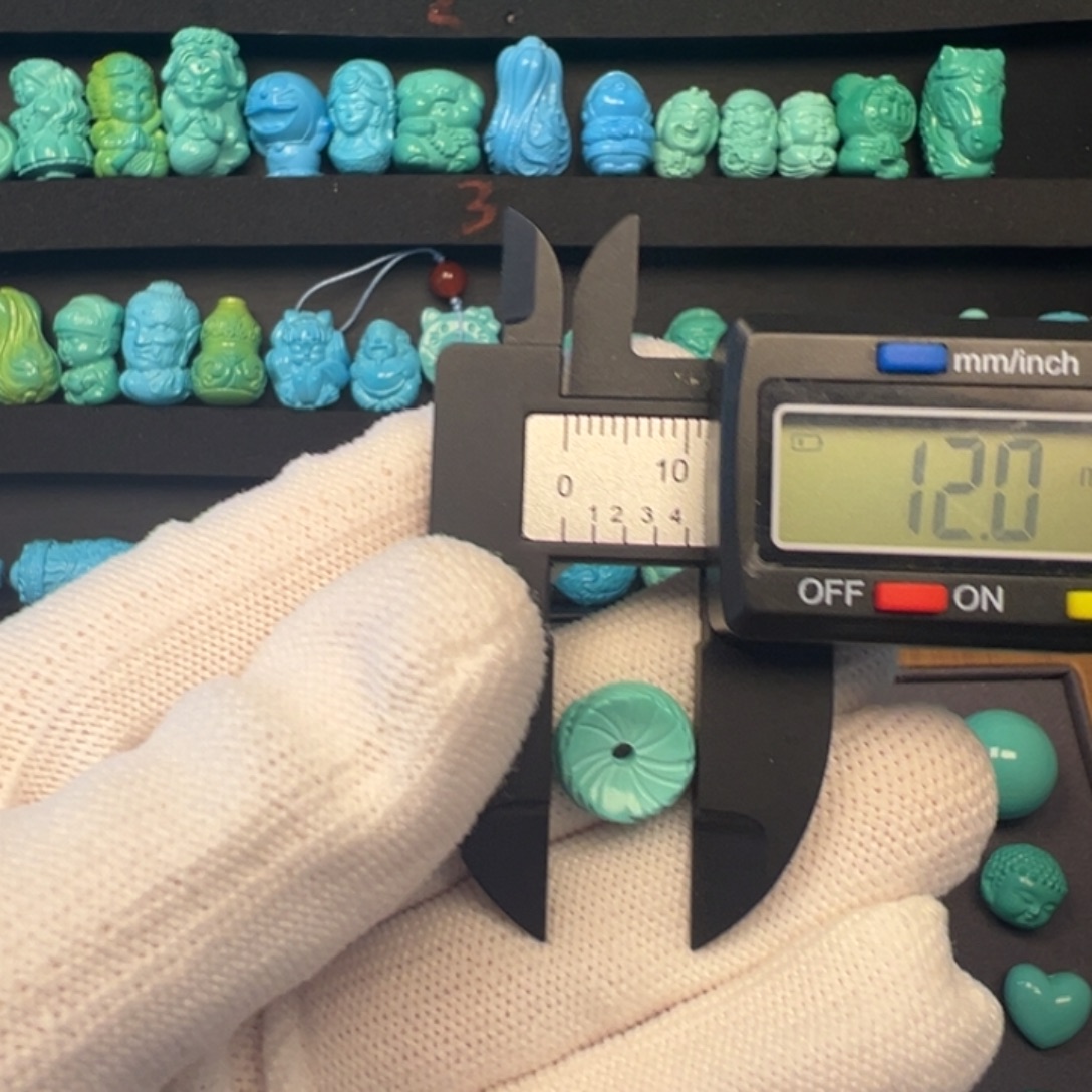 湖北原生态羽毛扣卡十二