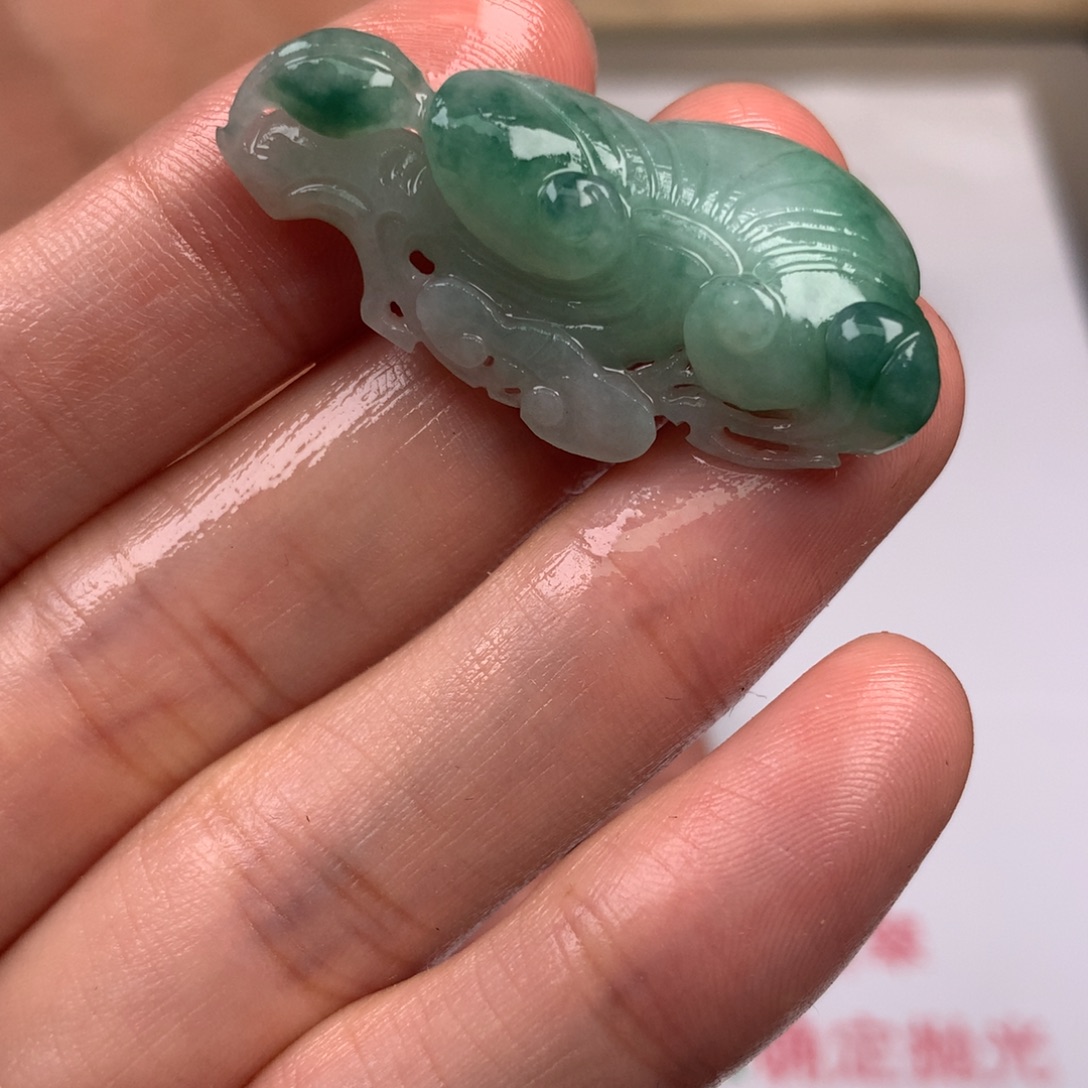 定制翡翠未镶嵌翡翠