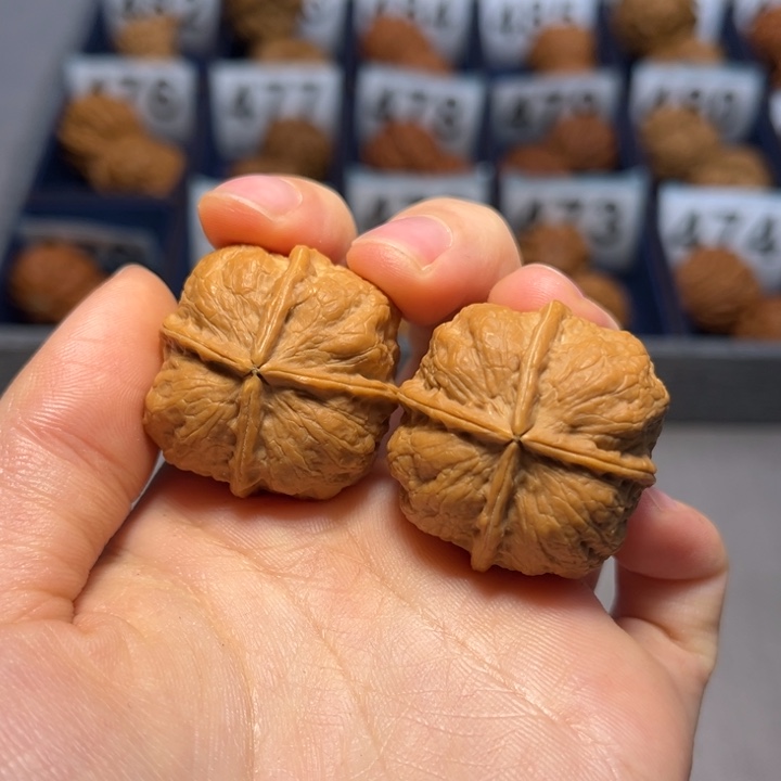 文玩核桃把件玉四棱490