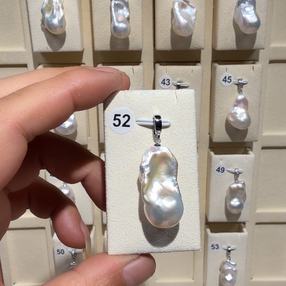 淡水珍珠合金颈饰