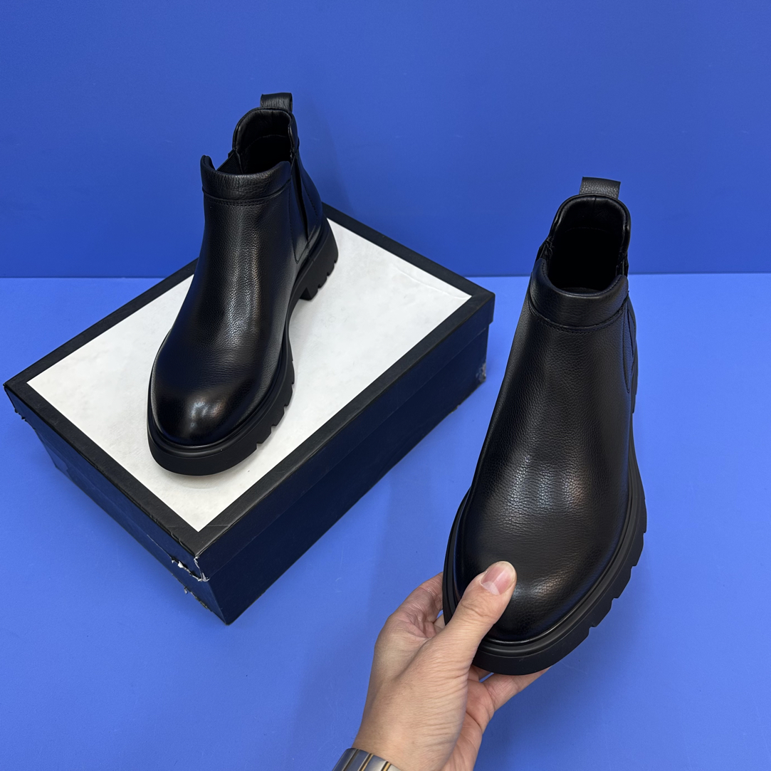 圆头短靴一脚蹬黑色低跟真皮百搭舒适休闲简约男鞋冬季英伦风