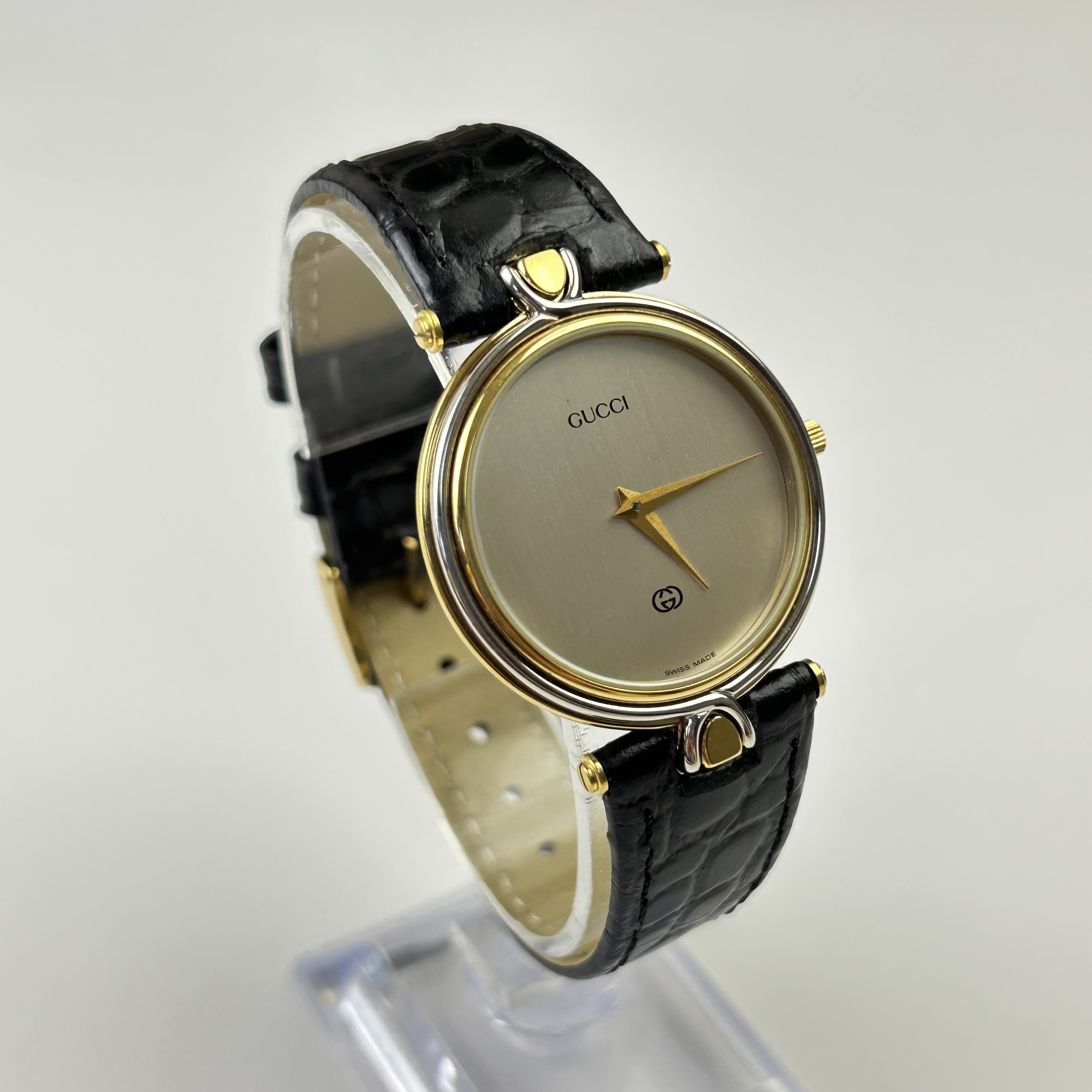 95新 GUCCI/古驰 古驰C/D2574/石英时尚腕表/表径31mm气质